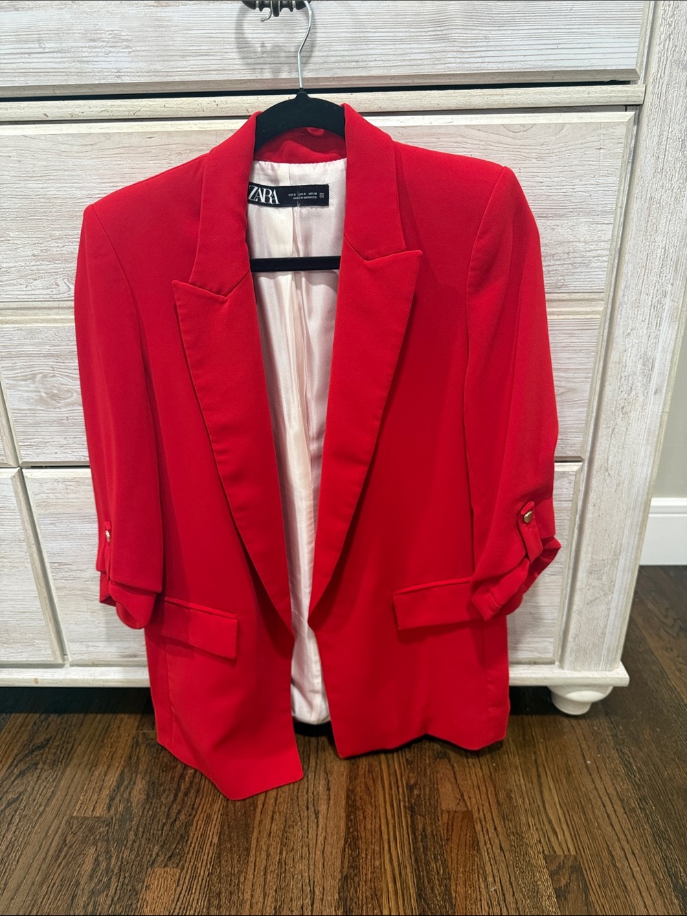 Zara Red Women's Open-Front Blazer with Rolled Sleeves